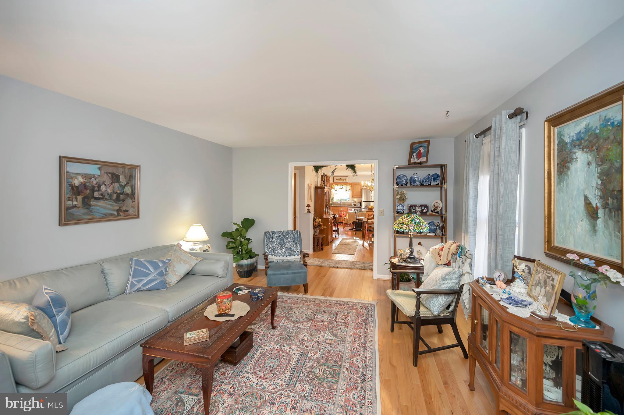 18 Winslow Road Fredericksburg, VA 22406 - Photo 20 of 49 a living room with furniture and a window