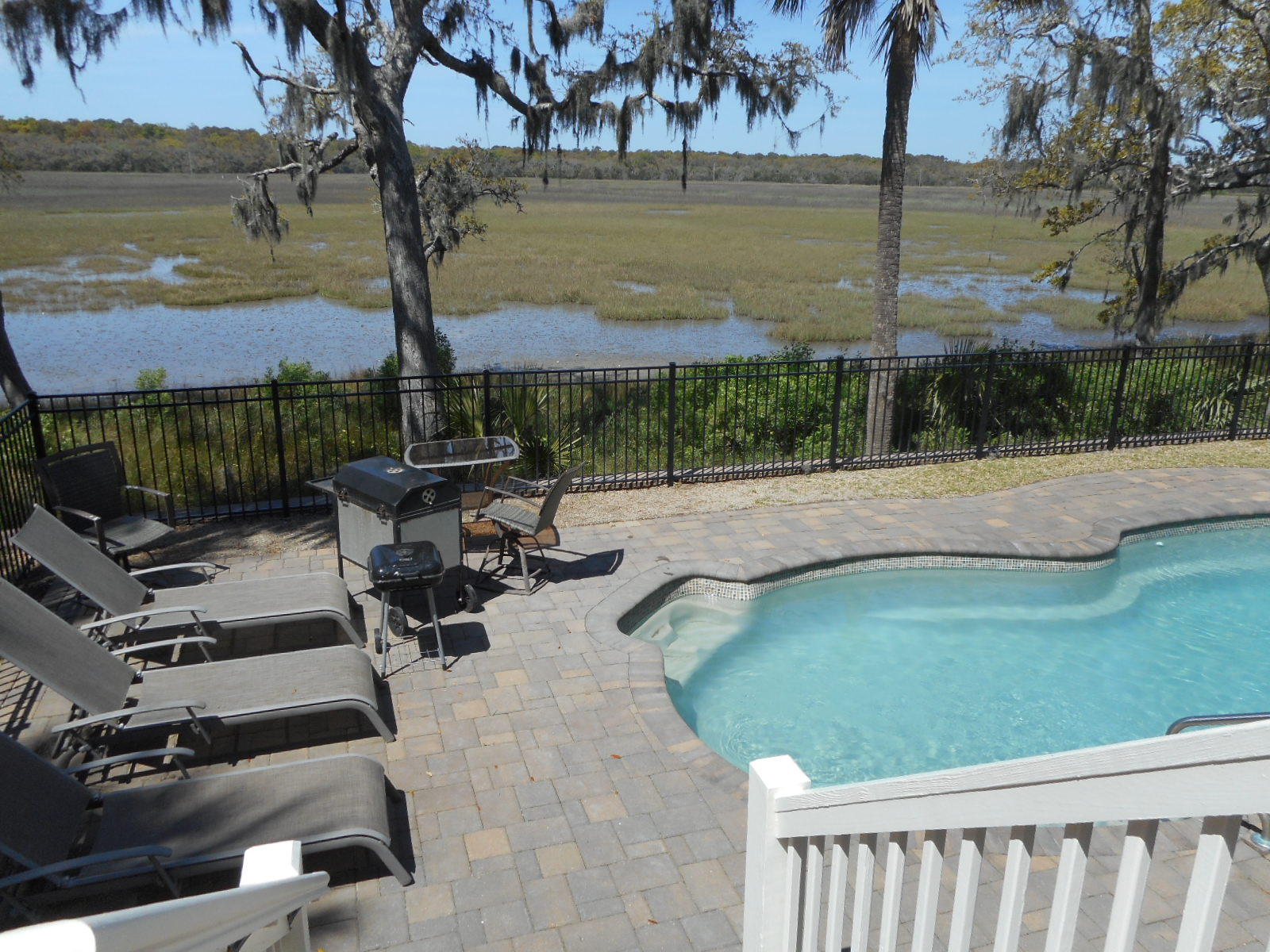 131 Jungle Road Edisto Beach, SC 29438 - Photo 18 of 47 131 Jungle Road (9)