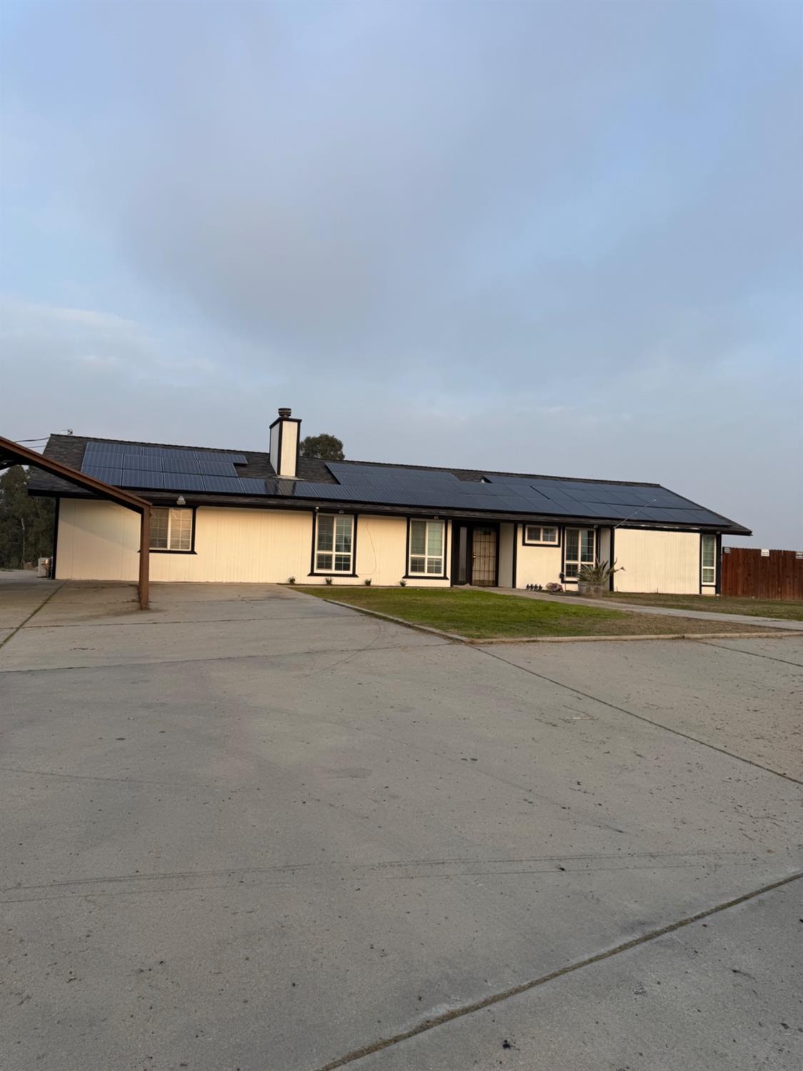 17269 Mark Road Madera, CA 93636 - Photo 2 of 23 a view of an empty room