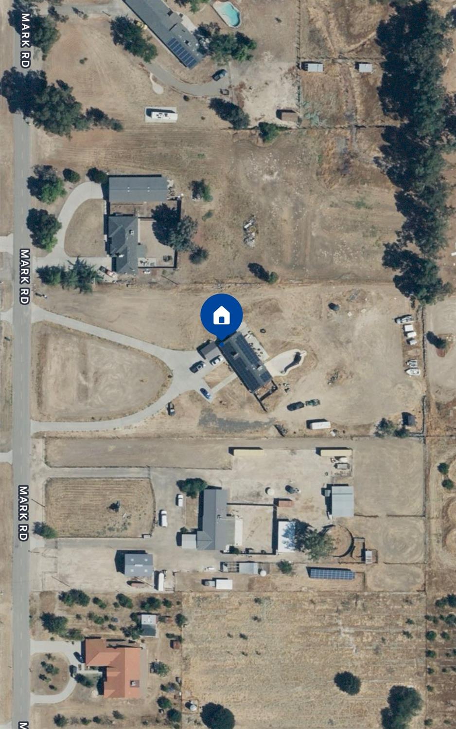 17269 Mark Road Madera, CA 93636 - Photo 22 of 23 a bathroom with a sink and a shower