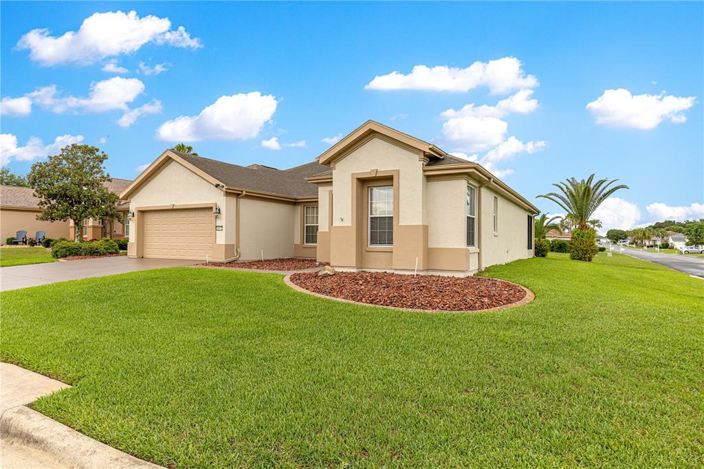 9687 Southeast 137th Street Road Summerfield, FL 34491 - Photo 3 of 81