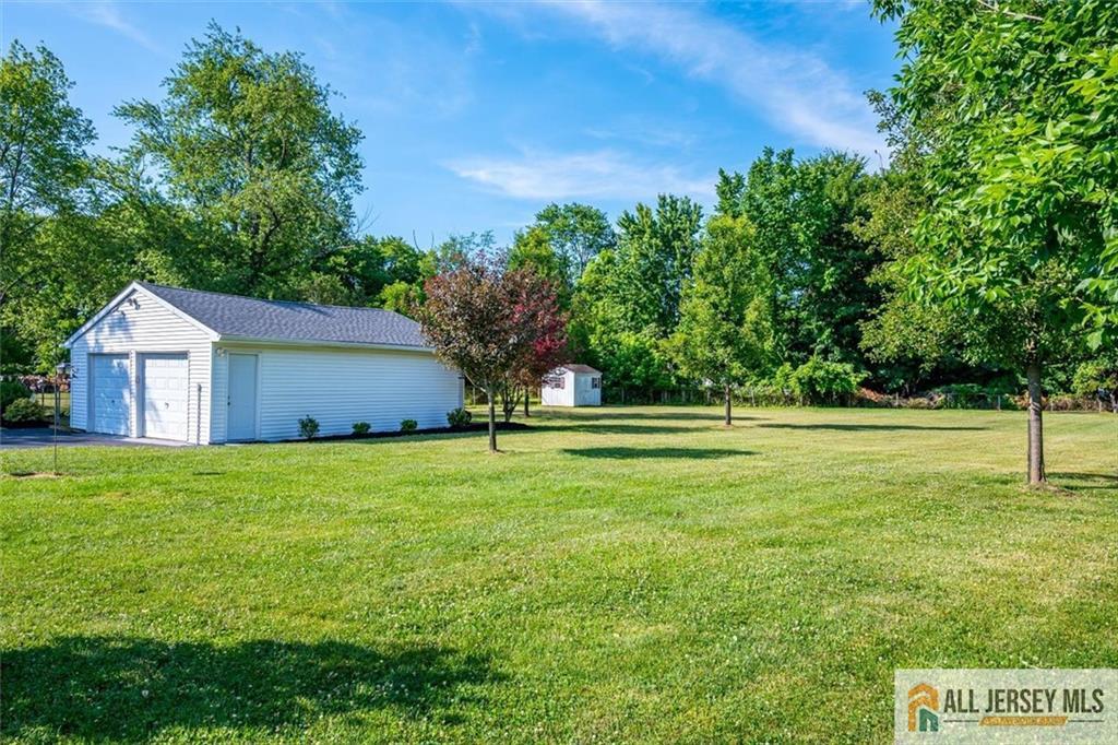 39 Kendall Road Kendall Park, NJ 08824 - Photo 35 of 41