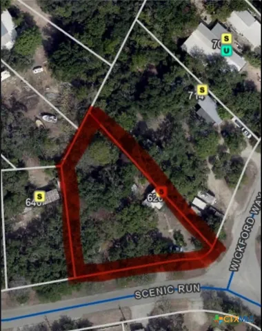 a bird view of a yard