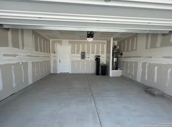 $1,900 | 580 Valley Garden, New Braunfels, TX 78130