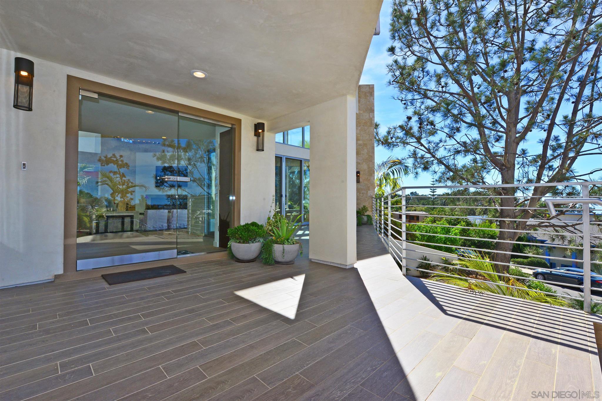 13721 Pine Needles Drive Del Mar, CA 92014 - Photo 4 of 32