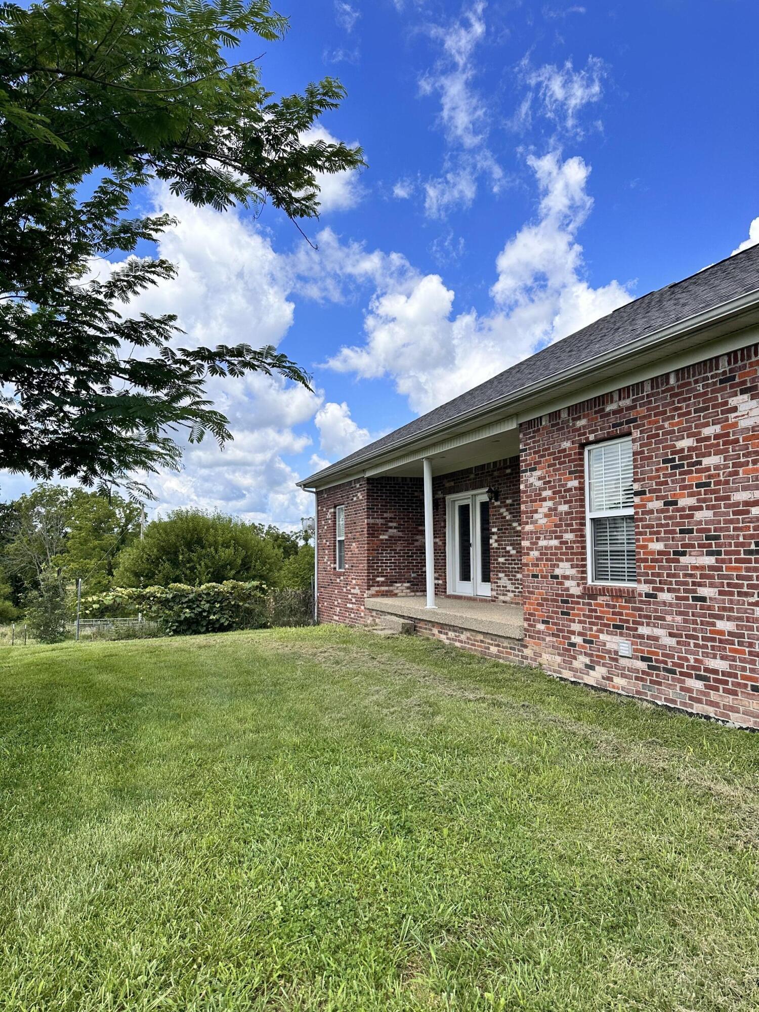 7157 Vigo Road Bagdad, KY 40003 - Photo 11 of 70 4D590F18-922D-4D12-A3B7-E89DD60DA42B