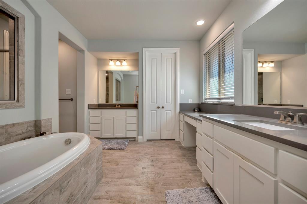 1129 Highpoint Way Roanoke, TX 76262 - Photo 16 of 23