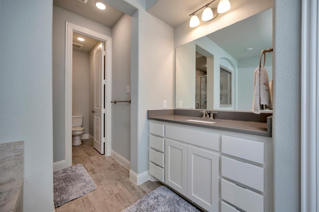 1129 Highpoint Way Roanoke, TX 76262 - Photo 17 of 23