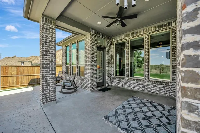 $3,500 | 1129 Highpoint Way, Roanoke, TX 76262