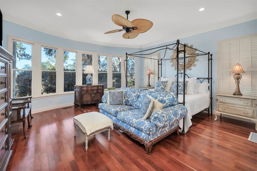 931 Champney St. Simons Island, GA 31522 - Photo 15 of 43