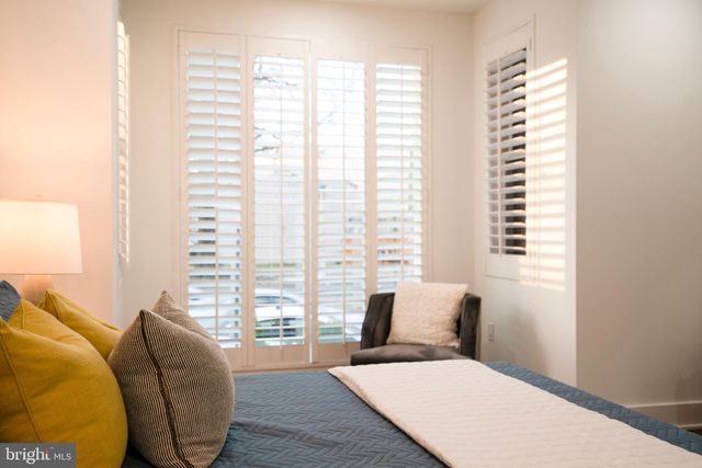 $559,000 | 440 Rhode Island Avenue Northwest, Unit 102, Washington, DC 20001