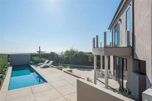 $25,000 | 810 Emerald Bay, Laguna Beach, CA 92651