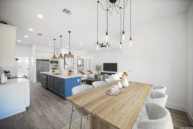 $474,900 | 101 North John Bird, Blanco, TX 78606