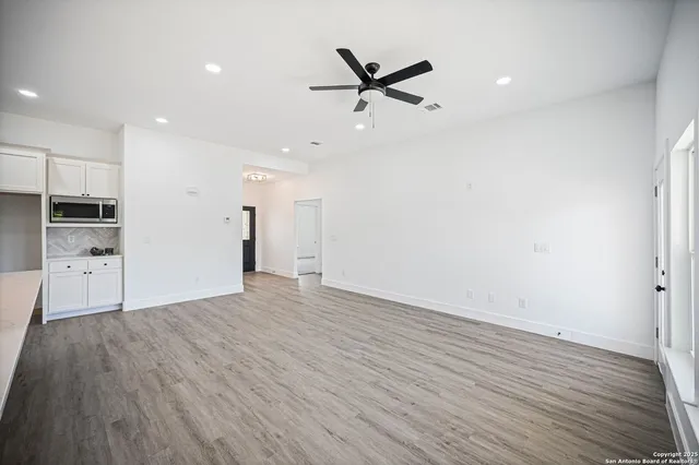 $474,900 | 101 North John Bird, Blanco, TX 78606