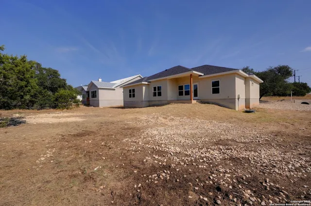 $474,900 | 101 North John Bird, Blanco, TX 78606