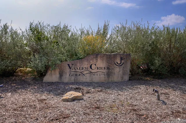 $474,900 | 101 North John Bird, Blanco, TX 78606