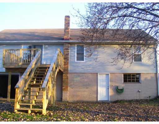 178 Lacock Avenue East Rochester, PA 15074 - Photo 2 of 5 Patio/Deck.