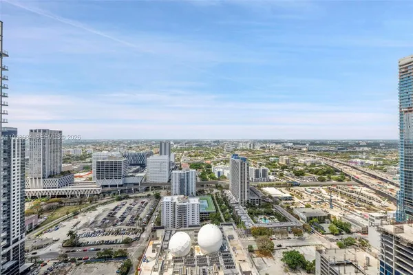 $8,500 | 851 Northeast 1st Avenue, Unit 3708, Miami, FL 33132