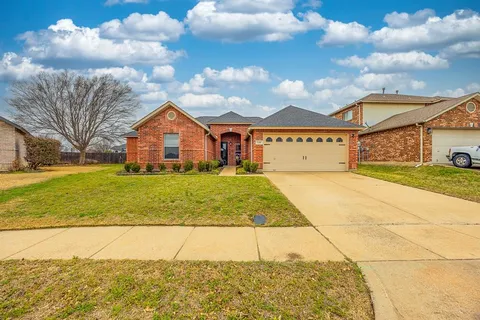 $359,000 | 5260 Dillon Circle, Haltom City, TX 76137