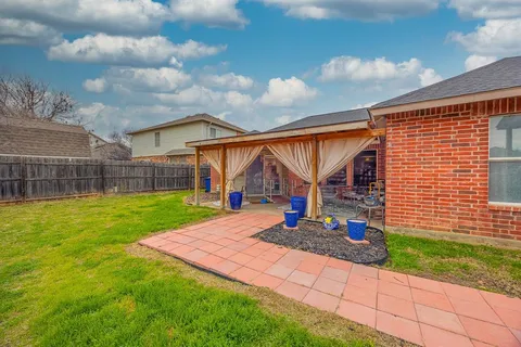 $359,000 | 5260 Dillon Circle, Haltom City, TX 76137