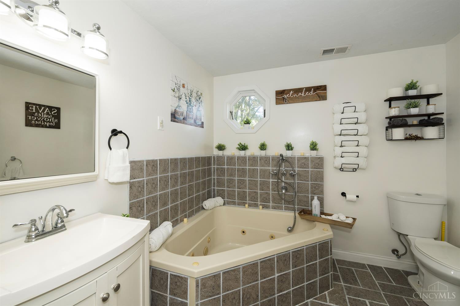 7187 Thompson Road Goshen, OH 45122 - Photo 29 of 50 Gallery Image 29