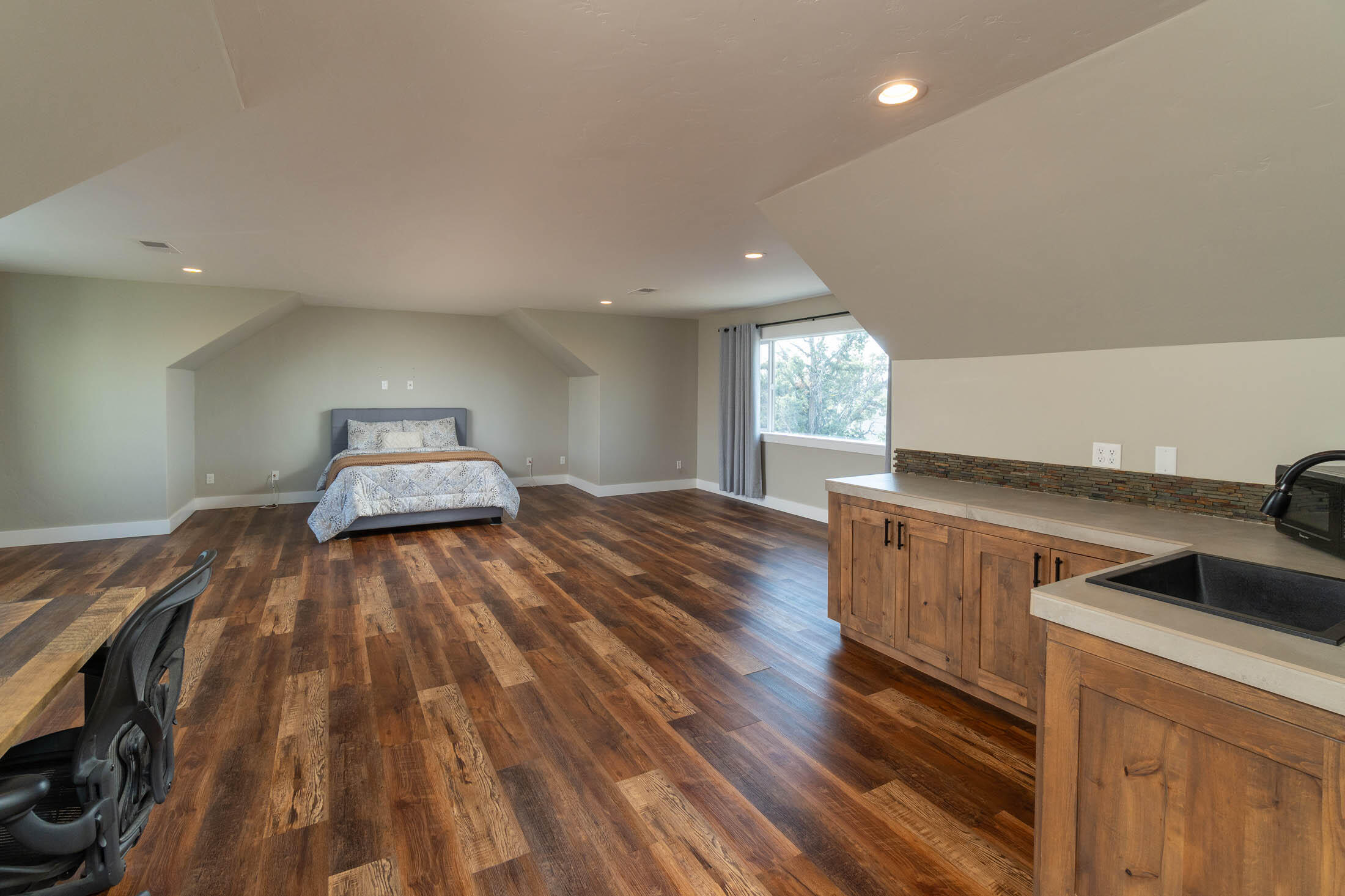 23160 Rickard Road Bend, OR 97702 - Photo 14 of 48 Large space for multi-gen living or fantastic game area