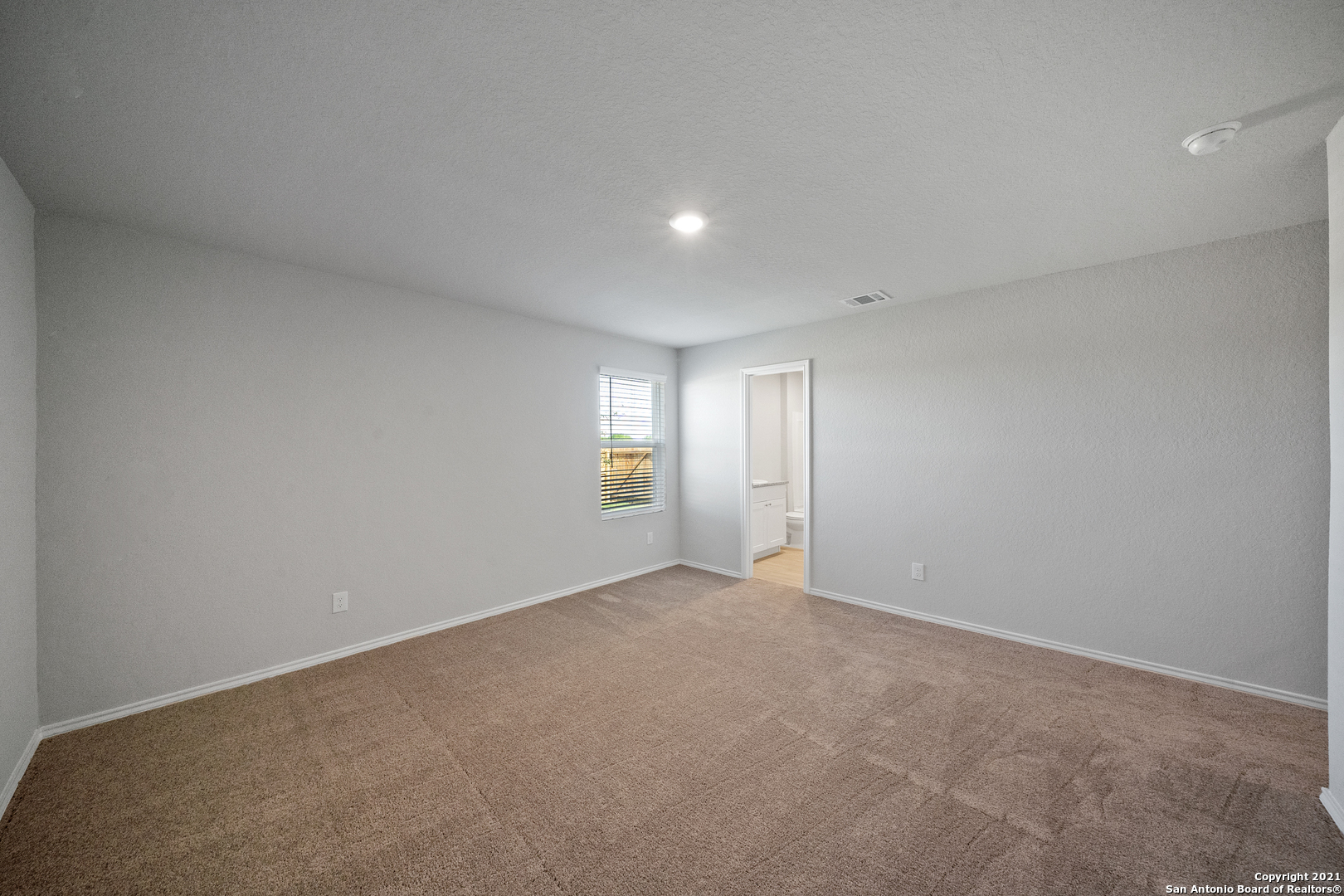 13739 Bucket Way San Antonio, TX 78252 - Photo 7 of 15