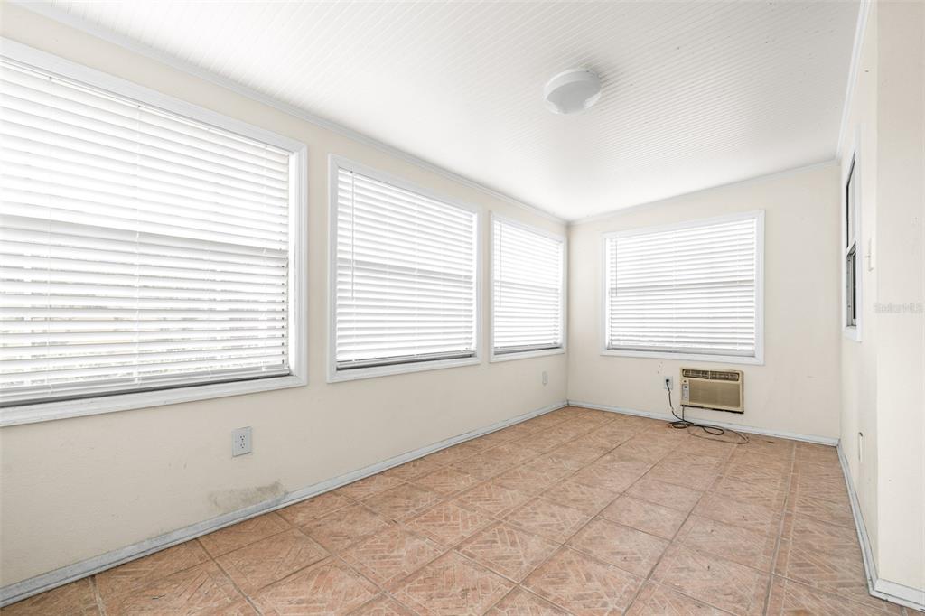 655 Carmel Road Venice, FL 34293 - Photo 13 of 37 Gallery Image 13