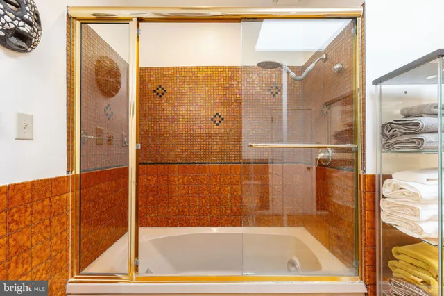 $1,595,000 | 104 East Bells Mill Road, Philadelphia, PA 19118