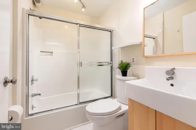 $1,595,000 | 104 East Bells Mill Road, Philadelphia, PA 19118