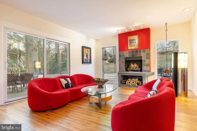 $1,595,000 | 104 East Bells Mill Road, Philadelphia, PA 19118