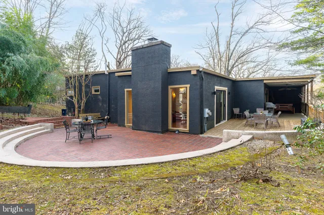$1,595,000 | 104 East Bells Mill Road, Philadelphia, PA 19118