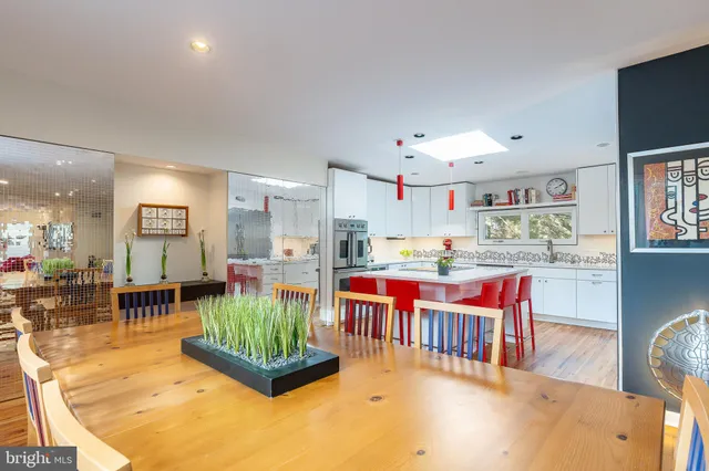 $1,595,000 | 104 East Bells Mill Road, Philadelphia, PA 19118