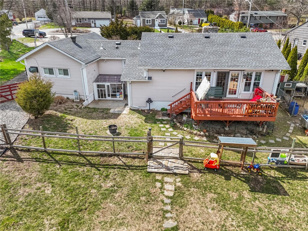 237 Knotty Oak Road Coventry, RI 02816 - Photo 38 of 45