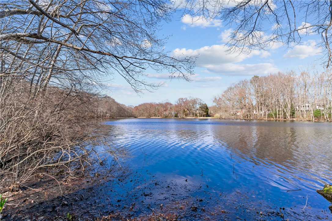 237 Knotty Oak Road Coventry, RI 02816 - Photo 6 of 45