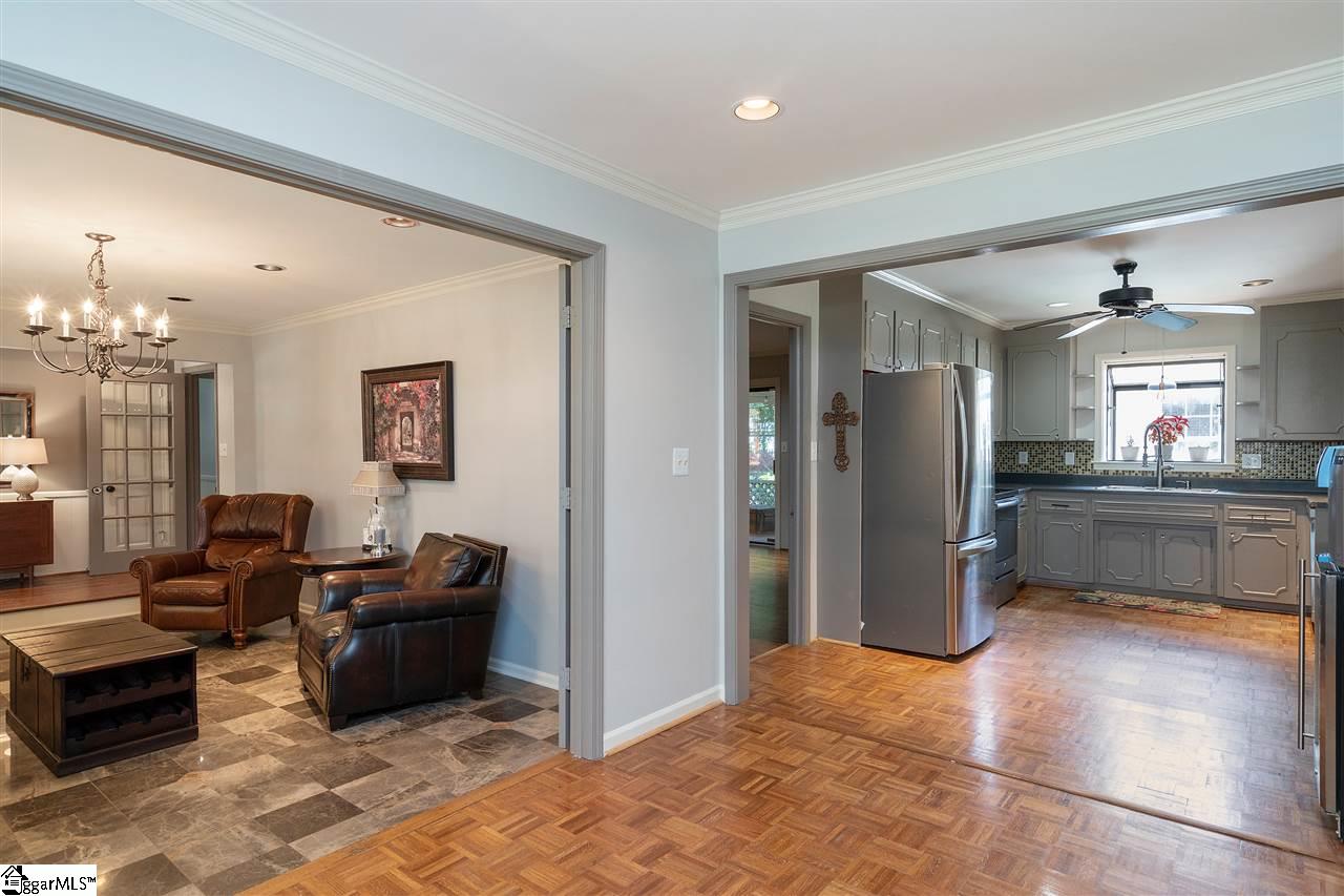 37 Isbell Lane Greenville, SC 29607 - Photo 5 of 24 Gallery Image 5