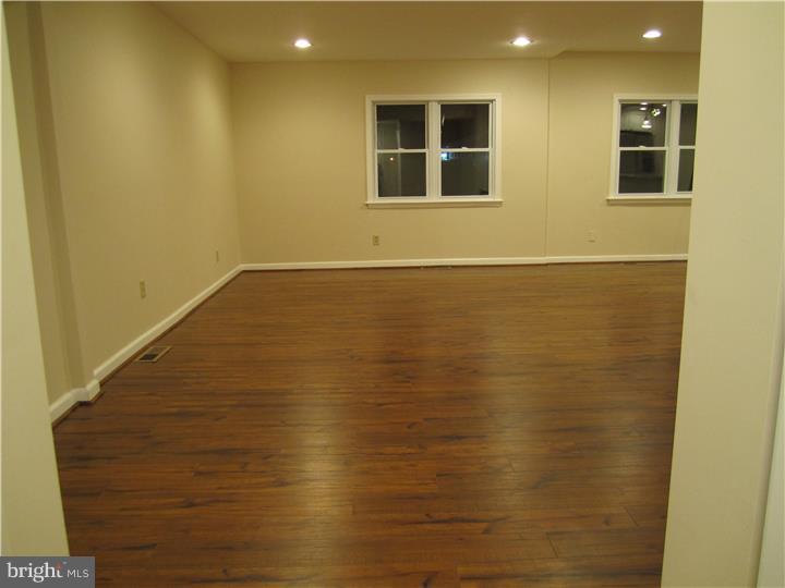 222 Suffolk Road Fairless Hills, PA 19030 - Photo 13 of 25 Gallery Image 13