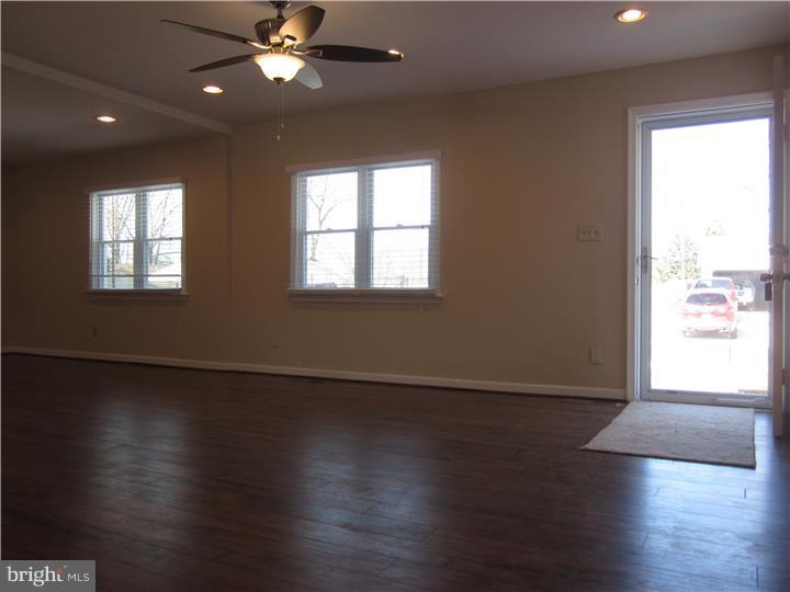 222 Suffolk Road Fairless Hills, PA 19030 - Photo 16 of 25 Gallery Image 16