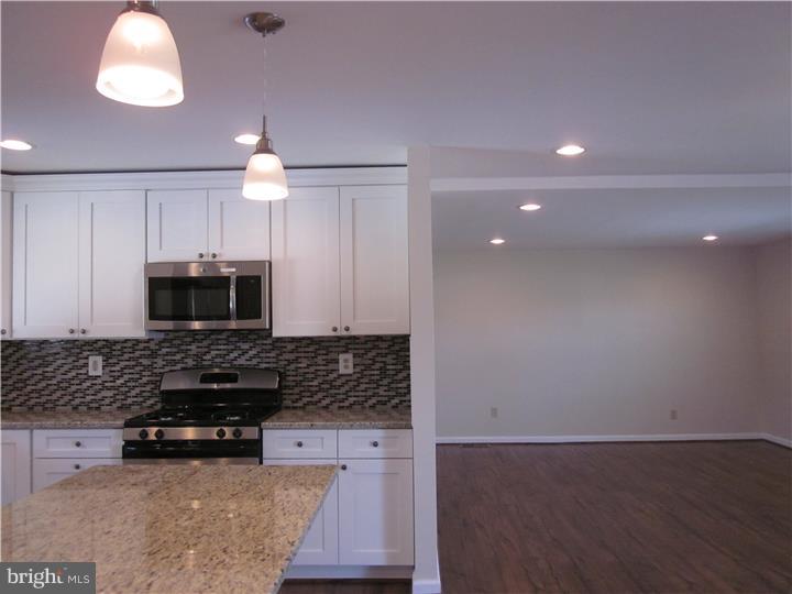222 Suffolk Road Fairless Hills, PA 19030 - Photo 6 of 25 Gallery Image 6