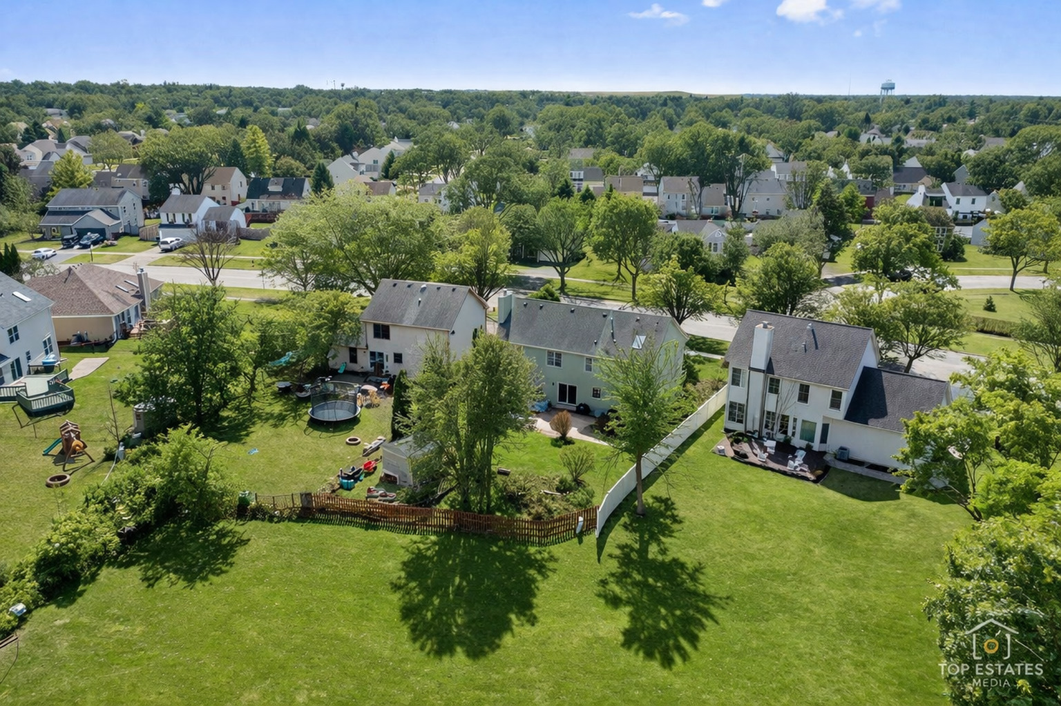 1506 Division Street St. Charles, IL 60174 - Photo 32 of 32 an aerial view of multiple house