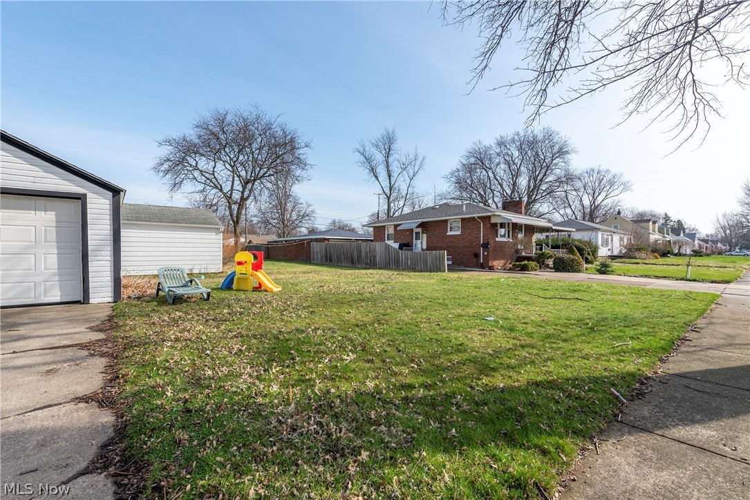 347 Gulf Road Elyria, OH 44035 - Photo 21 of 23