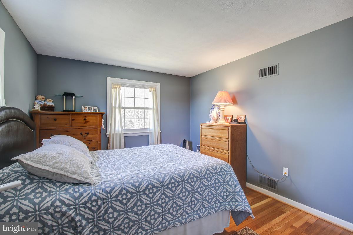 14016 Schaeffer Road Germantown, MD 20874 - Photo 19 of 46 Gallery Image 19