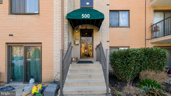 $259,900 | 1575 West Street Road, Unit 537, Warminster, PA 18974