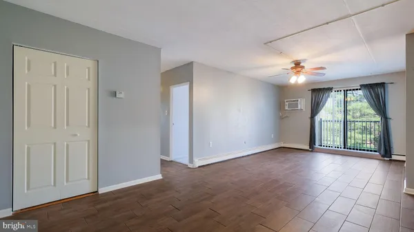 $259,900 | 1575 West Street Road, Unit 537, Warminster, PA 18974