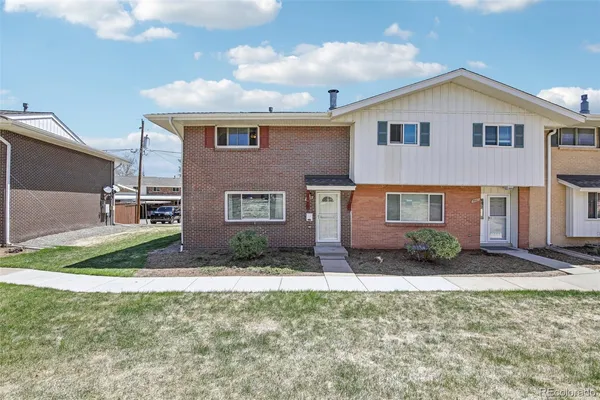 $299,900 | 9044 East Nassau Avenue, Denver, CO 80237