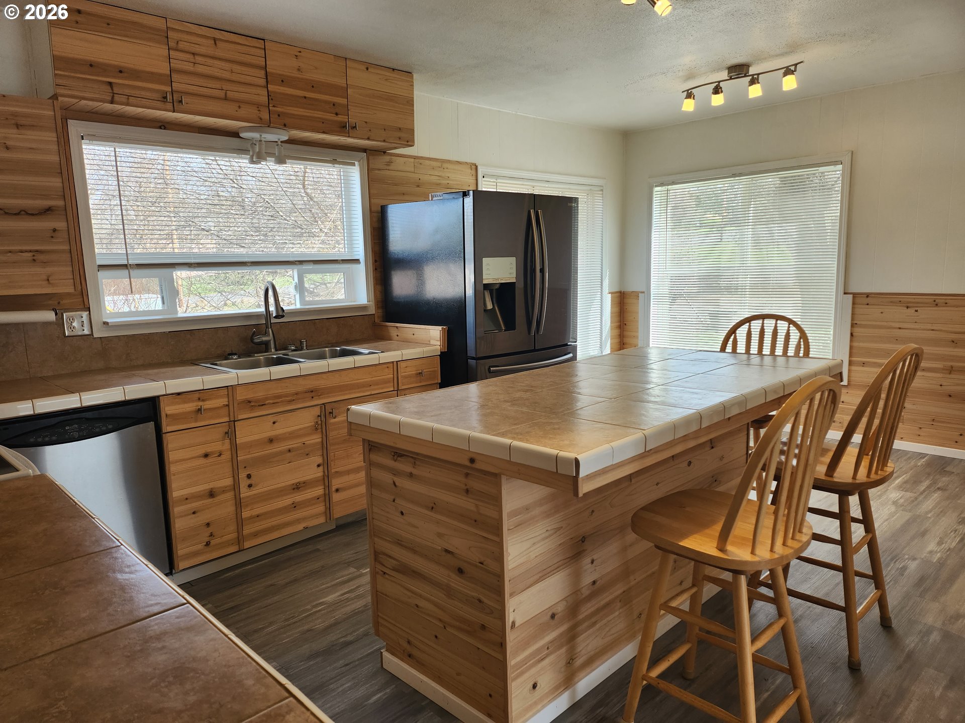 80199 Emigrant Street Wamic, OR 97063 - Photo 5 of 19