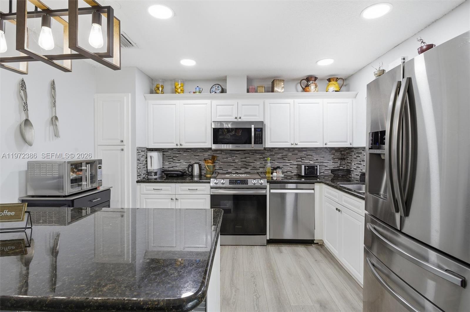 431 Old Hiatus Road Plantation, FL 33325 - Photo 22 of 51