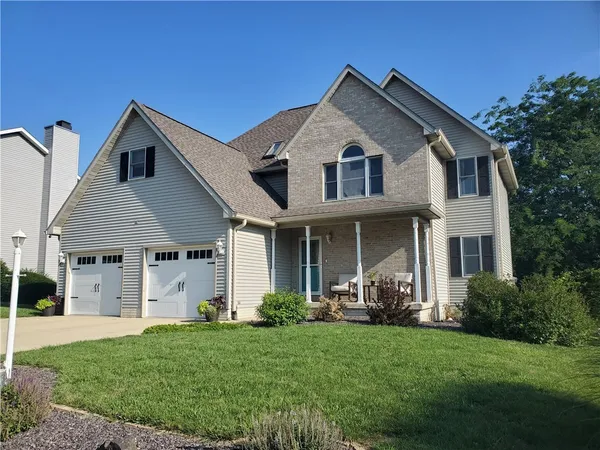$369,900 | 6 Blakeridge Place, Mount Zion, IL 62549