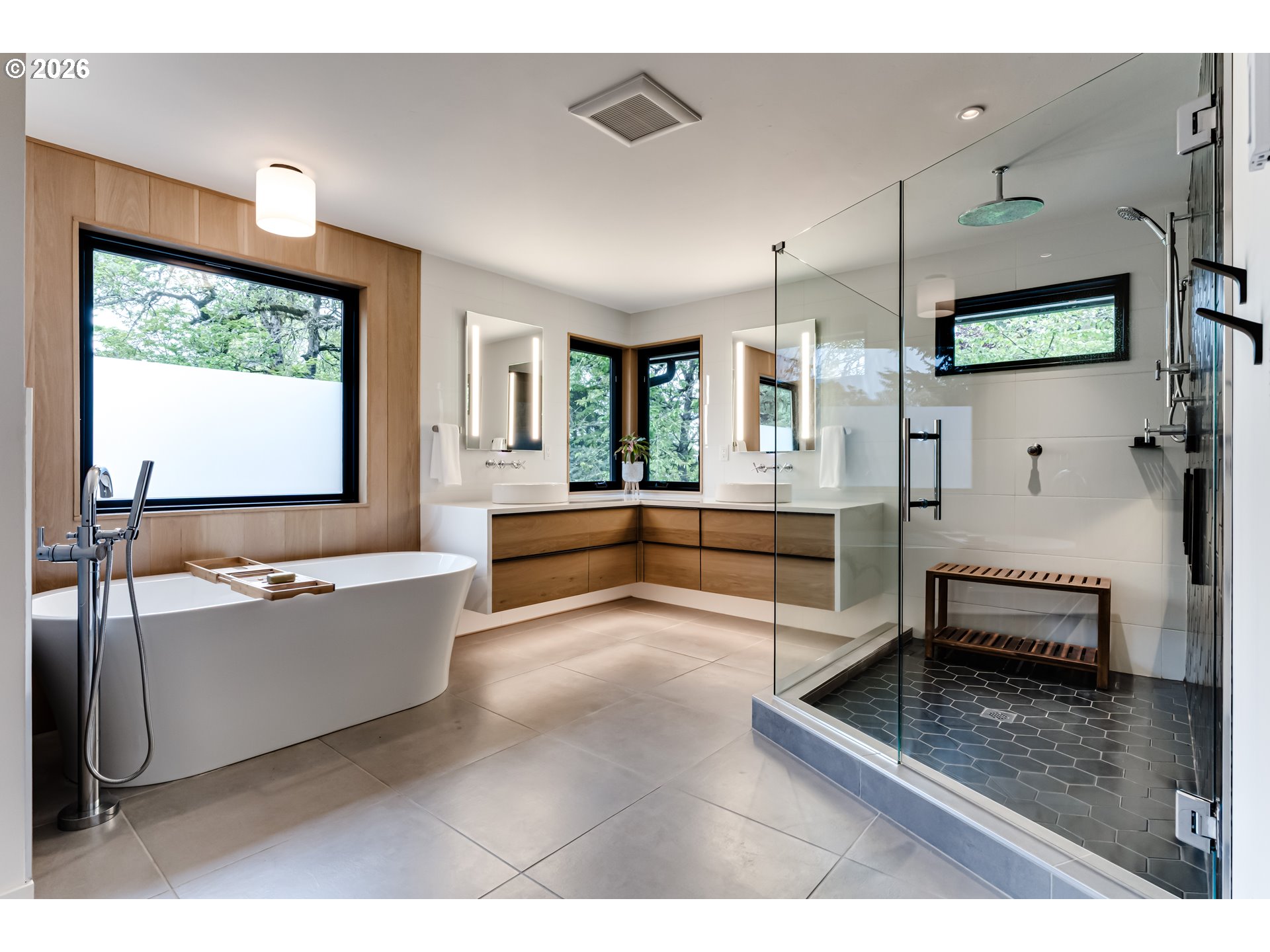 2775 Fillmore Street Eugene, OR 97405 - Photo 19 of 45 Bathroom, Attached