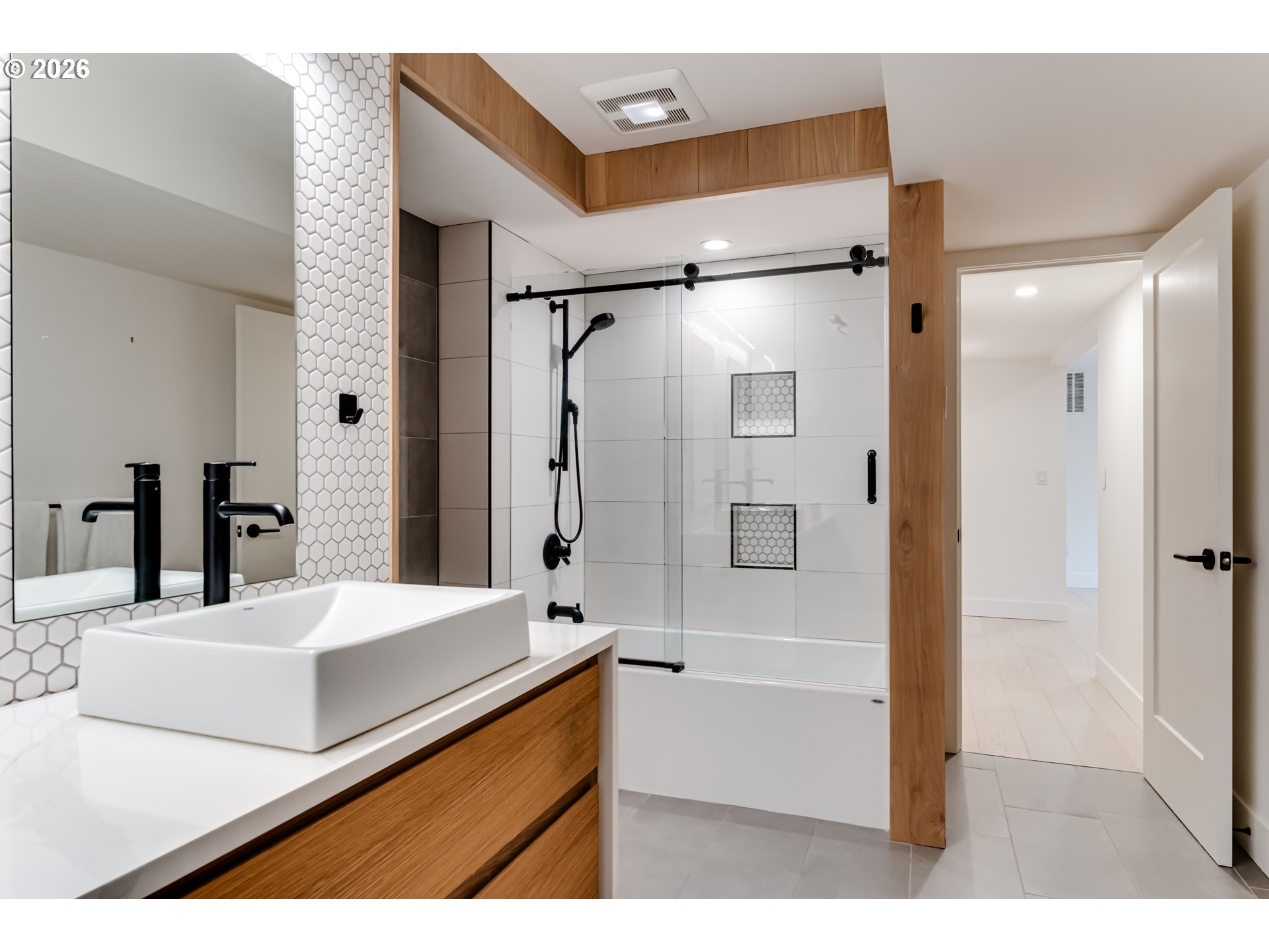 2775 Fillmore Street Eugene, OR 97405 - Photo 32 of 45 Bathroom